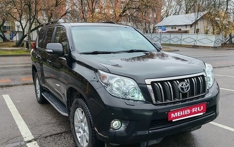Toyota Land Cruiser Prado 150 рестайлинг 2, 2011 год, 2 300 000 рублей, 5 фотография