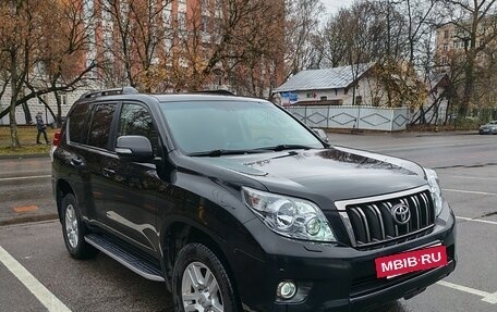 Toyota Land Cruiser Prado 150 рестайлинг 2, 2011 год, 2 300 000 рублей, 3 фотография