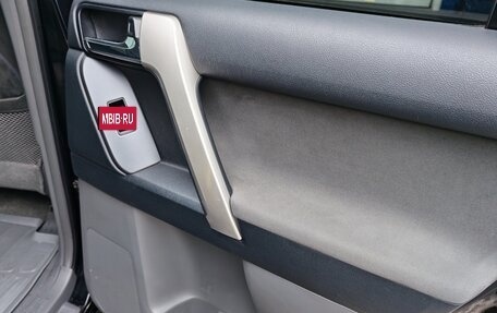 Toyota Land Cruiser Prado 150 рестайлинг 2, 2011 год, 2 300 000 рублей, 14 фотография