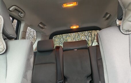Toyota Land Cruiser Prado 150 рестайлинг 2, 2011 год, 2 300 000 рублей, 21 фотография