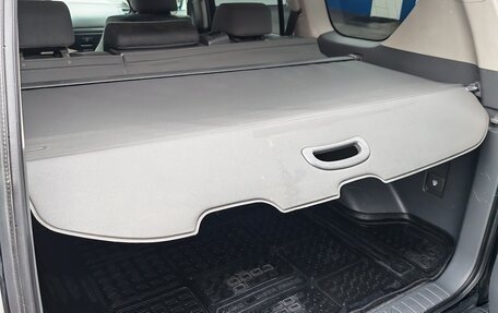 Toyota Land Cruiser Prado 150 рестайлинг 2, 2011 год, 2 300 000 рублей, 24 фотография