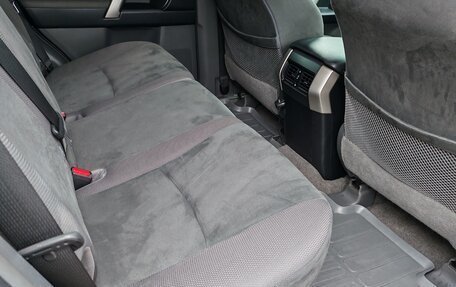 Toyota Land Cruiser Prado 150 рестайлинг 2, 2011 год, 2 300 000 рублей, 22 фотография