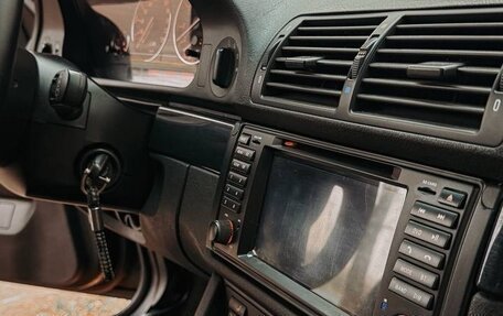 BMW 5 серия, 2003 год, 1 090 000 рублей, 20 фотография