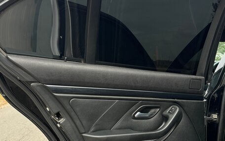 BMW 5 серия, 2003 год, 1 090 000 рублей, 31 фотография