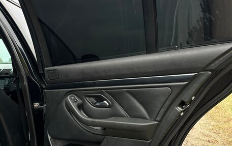 BMW 5 серия, 2003 год, 1 090 000 рублей, 33 фотография