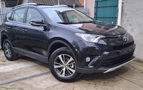 Toyota RAV4, 2015 год, 2 419 000 рублей, 7 фотография