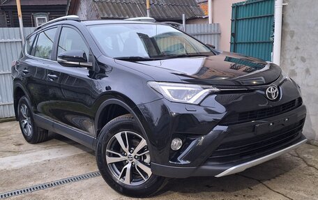 Toyota RAV4, 2015 год, 2 419 000 рублей, 8 фотография