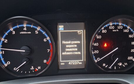 Toyota RAV4, 2015 год, 2 419 000 рублей, 9 фотография