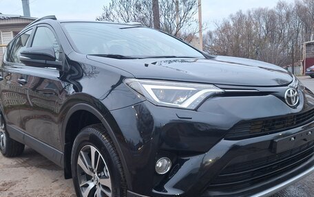 Toyota RAV4, 2015 год, 2 419 000 рублей, 28 фотография