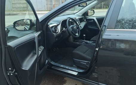 Toyota RAV4, 2015 год, 2 419 000 рублей, 30 фотография