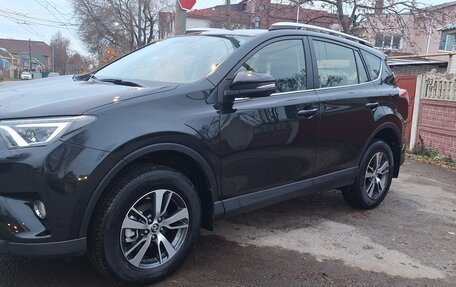 Toyota RAV4, 2015 год, 2 419 000 рублей, 33 фотография