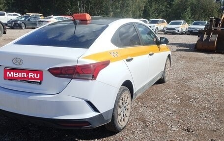 Hyundai Solaris II рестайлинг, 2020 год, 942 000 рублей, 5 фотография