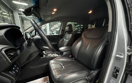 Hyundai Santa Fe IV, 2018 год, 2 400 000 рублей, 13 фотография