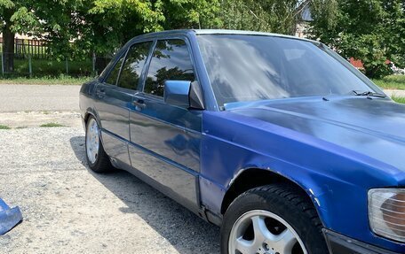 Mercedes-Benz 190 (W201), 1993 год, 100 000 рублей, 2 фотография