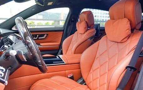 Mercedes-Benz Maybach S-Класс, 2023 год, 25 000 000 рублей, 16 фотография