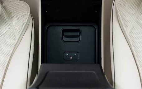 Mercedes-Benz Maybach S-Класс, 2023 год, 59 000 000 рублей, 22 фотография