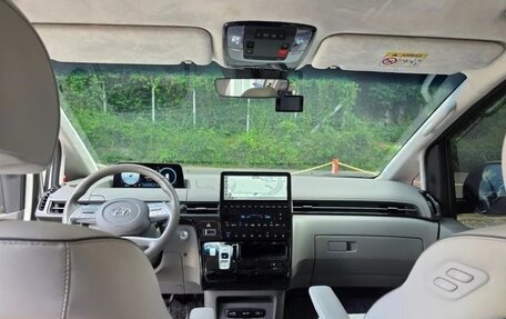 Hyundai Staria, 2021 год, 3 245 000 рублей, 6 фотография