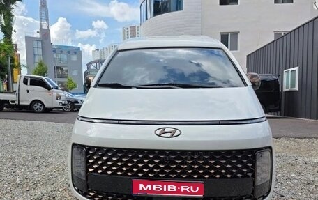 Hyundai Staria, 2021 год, 3 245 000 рублей, 1 фотография