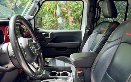 Jeep Wrangler, 2021 год, 5 300 000 рублей, 6 фотография