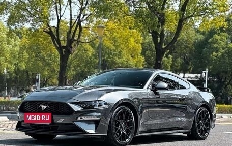 Ford Mustang VI рестайлинг, 2021 год, 2 447 007 рублей, 2 фотография
