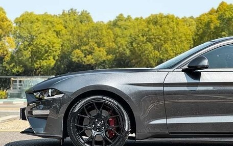 Ford Mustang VI рестайлинг, 2021 год, 2 447 007 рублей, 10 фотография