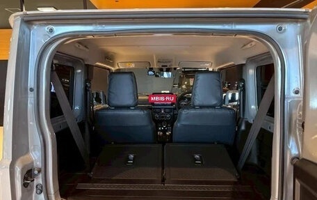 Suzuki Jimny, 2022 год, 2 350 000 рублей, 25 фотография