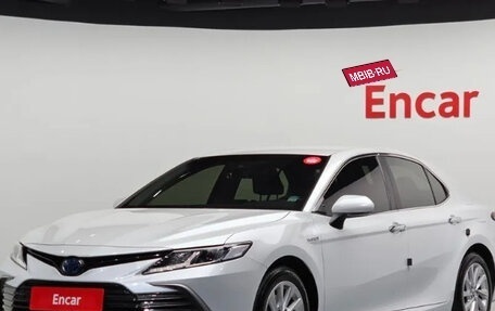 Toyota Camry, 2022 год, 1 945 000 рублей, 1 фотография