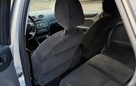 Ford Focus II рестайлинг, 2006 год, 750 000 рублей, 21 фотография