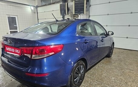 KIA Rio III рестайлинг, 2016 год, 820 000 рублей, 4 фотография