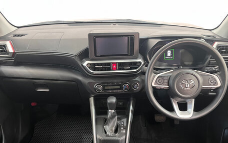 Toyota Raize I, 2020 год, 1 519 000 рублей, 15 фотография