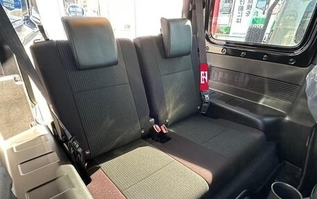 Suzuki Jimny, 2022 год, 1 750 000 рублей, 14 фотография