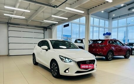 Mazda Demio IV, 2015 год, 1 049 000 рублей, 8 фотография