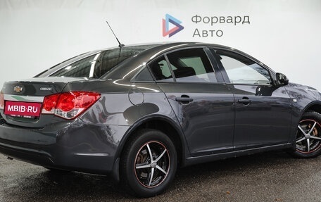 Chevrolet Cruze II, 2013 год, 770 000 рублей, 3 фотография