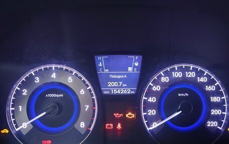 Hyundai Solaris II рестайлинг, 2011 год, 658 000 рублей, 9 фотография