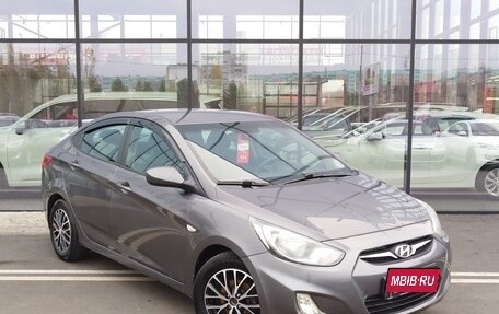 Hyundai Solaris II рестайлинг, 2011 год, 658 000 рублей, 3 фотография