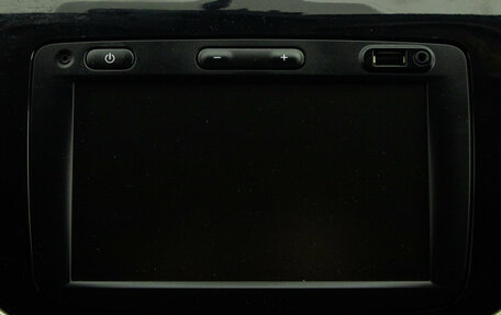 Renault Logan II, 2020 год, 1 099 000 рублей, 20 фотография