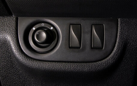 Renault Logan II, 2020 год, 1 099 000 рублей, 24 фотография