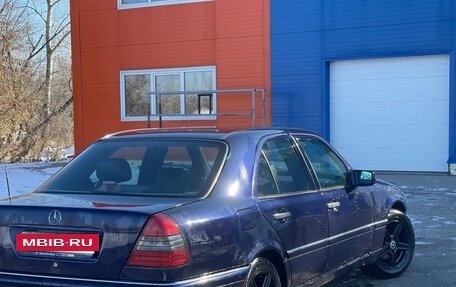 Mercedes-Benz C-Класс, 1995 год, 290 000 рублей, 4 фотография