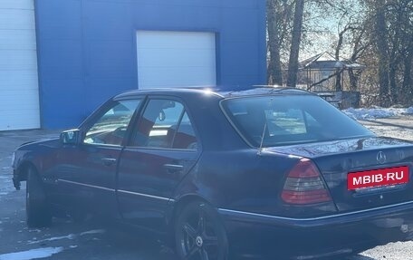 Mercedes-Benz C-Класс, 1995 год, 290 000 рублей, 3 фотография