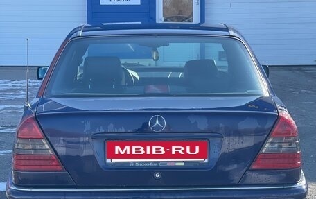 Mercedes-Benz C-Класс, 1995 год, 290 000 рублей, 5 фотография