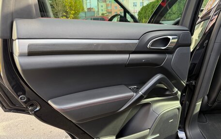 Porsche Cayenne III, 2016 год, 4 490 000 рублей, 24 фотография