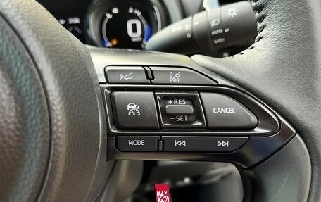 Toyota Yaris, 2022 год, 975 125 рублей, 12 фотография