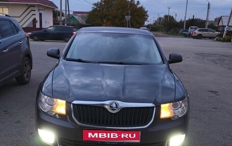 Skoda Superb III рестайлинг, 2010 год, 1 000 000 рублей, 1 фотография