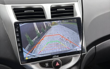 Hyundai Solaris II рестайлинг, 2015 год, 890 000 рублей, 14 фотография