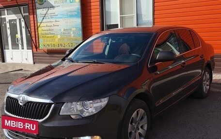 Skoda Superb III рестайлинг, 2010 год, 1 000 000 рублей, 3 фотография