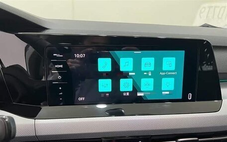 Volkswagen Golf VIII, 2021 год, 1 800 000 рублей, 12 фотография