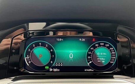 Volkswagen Golf VIII, 2021 год, 1 800 000 рублей, 7 фотография