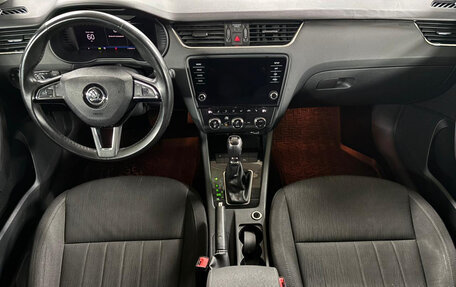 Skoda Octavia, 2018 год, 1 999 000 рублей, 9 фотография