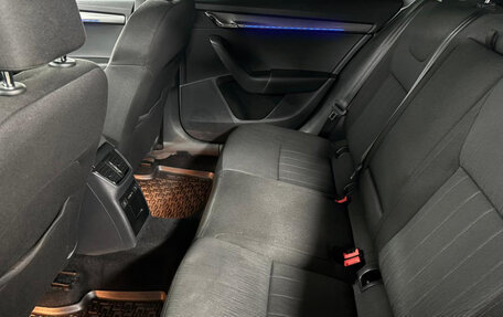 Skoda Octavia, 2018 год, 1 999 000 рублей, 19 фотография