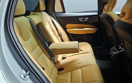 Volvo V60 Cross Country II, 2025 год, 5 149 000 рублей, 9 фотография